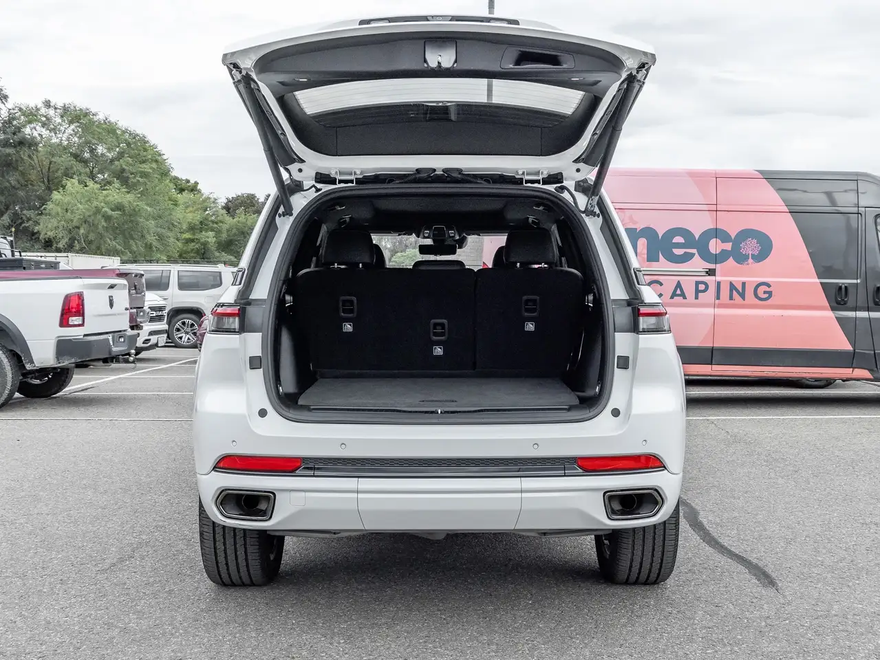 Jeep Grand Cherokee - Image 8