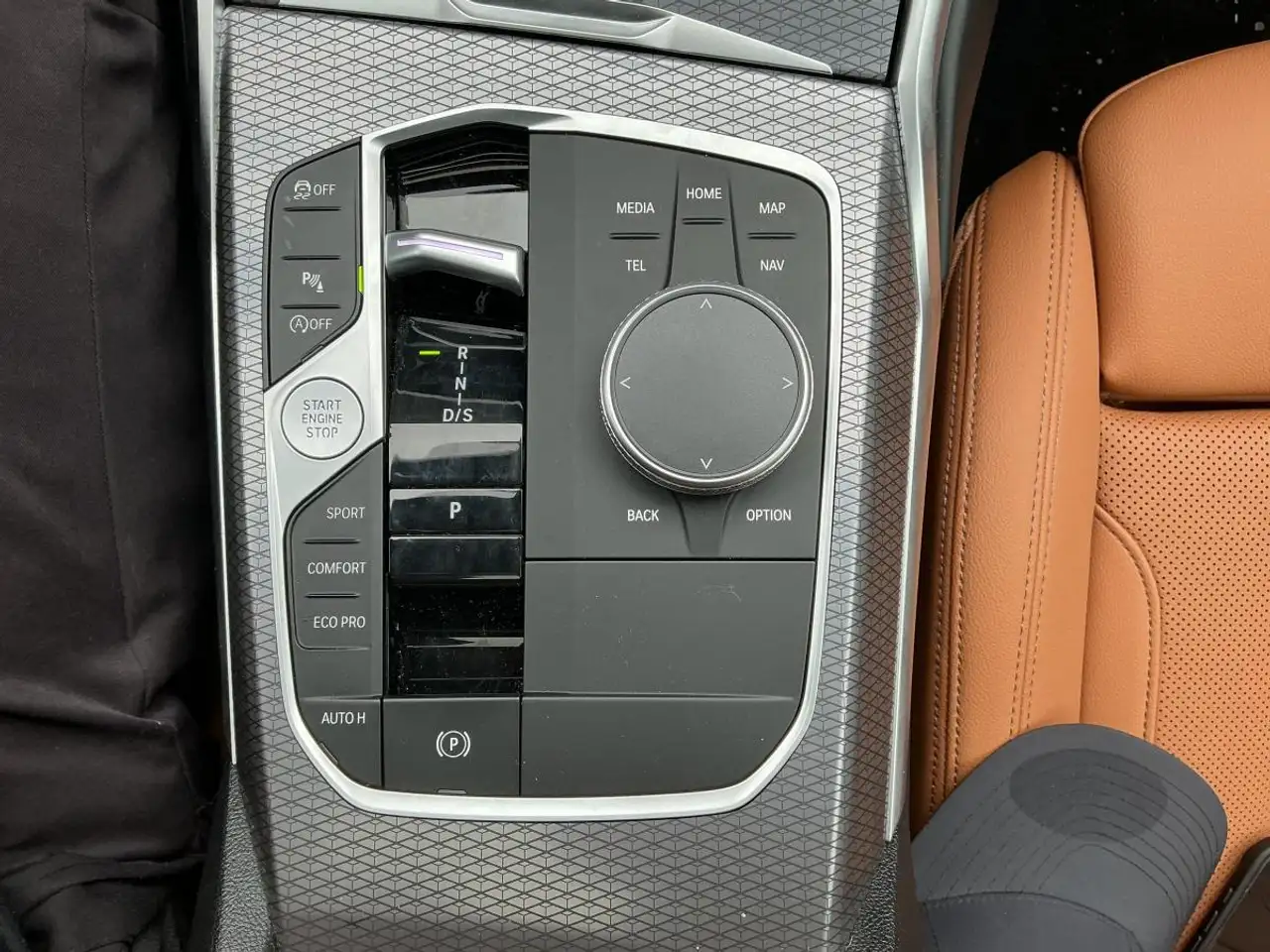 BMW 3 Series - Image 21