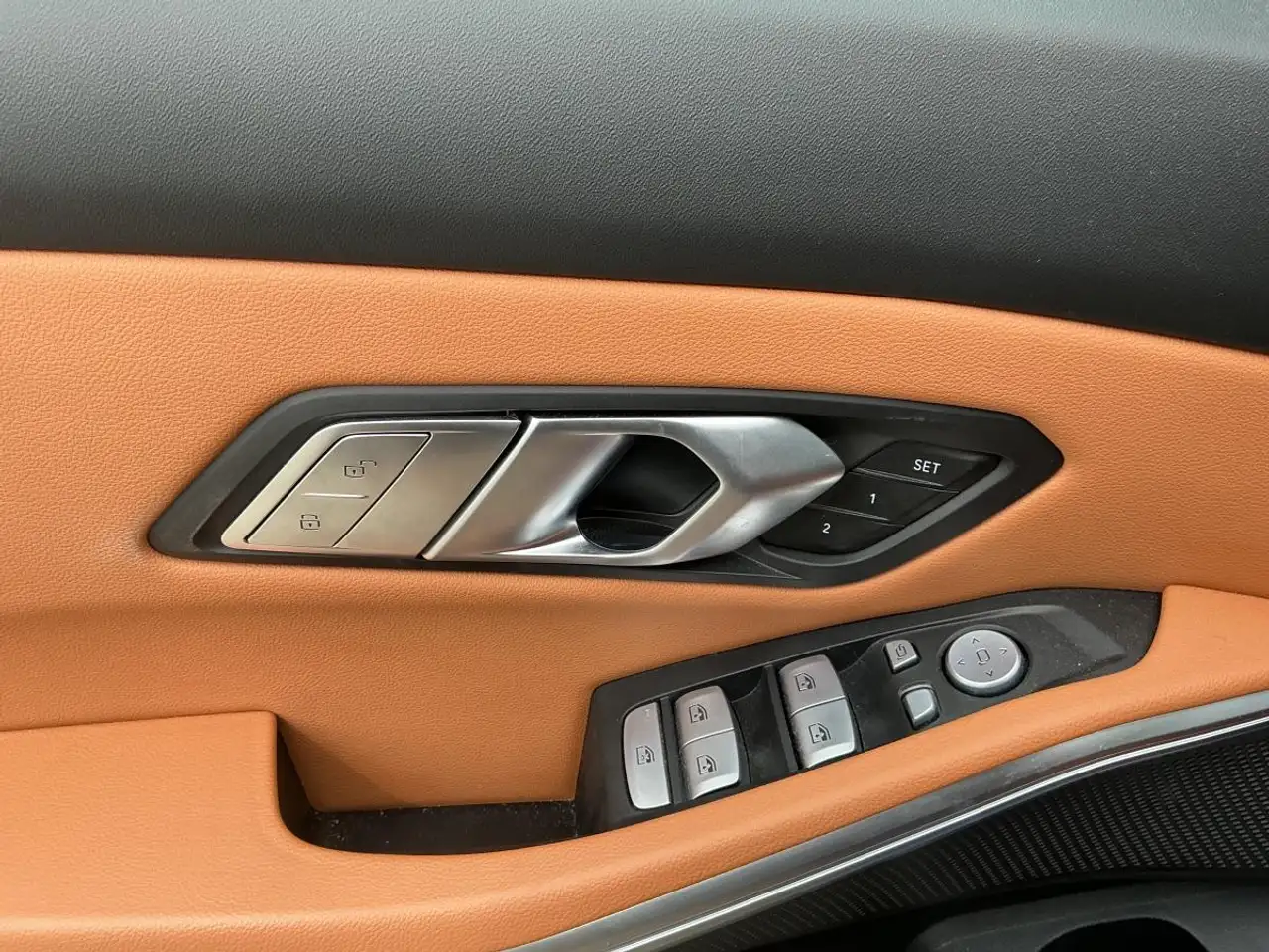 BMW 3 Series - Image 16