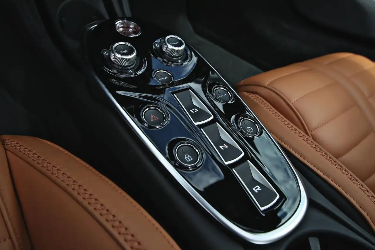 McLaren GTS - Image 13
