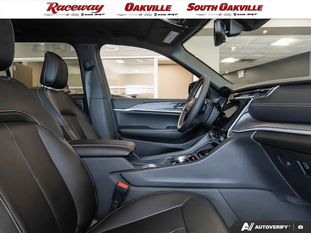 Jeep Grand Cherokee - Image 27