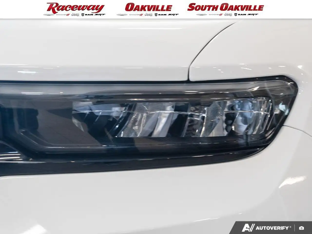 Jeep Grand Cherokee - Image 11