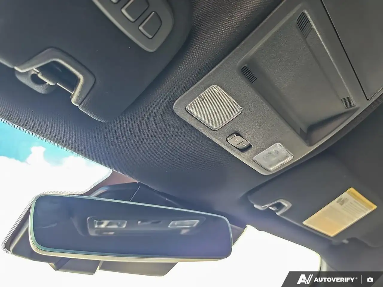 Ford Mustang - Image 21