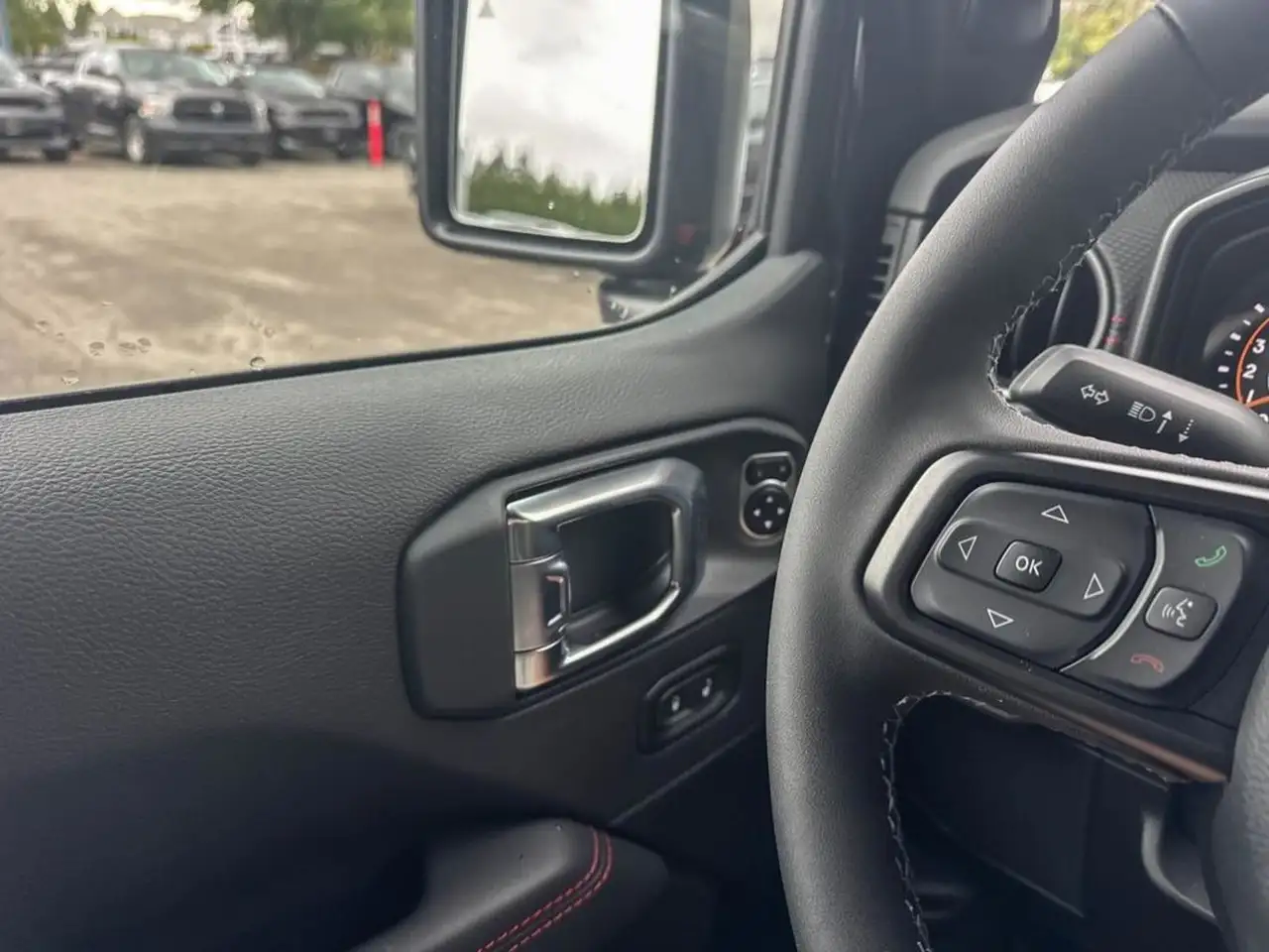Jeep Wrangler - Image 17