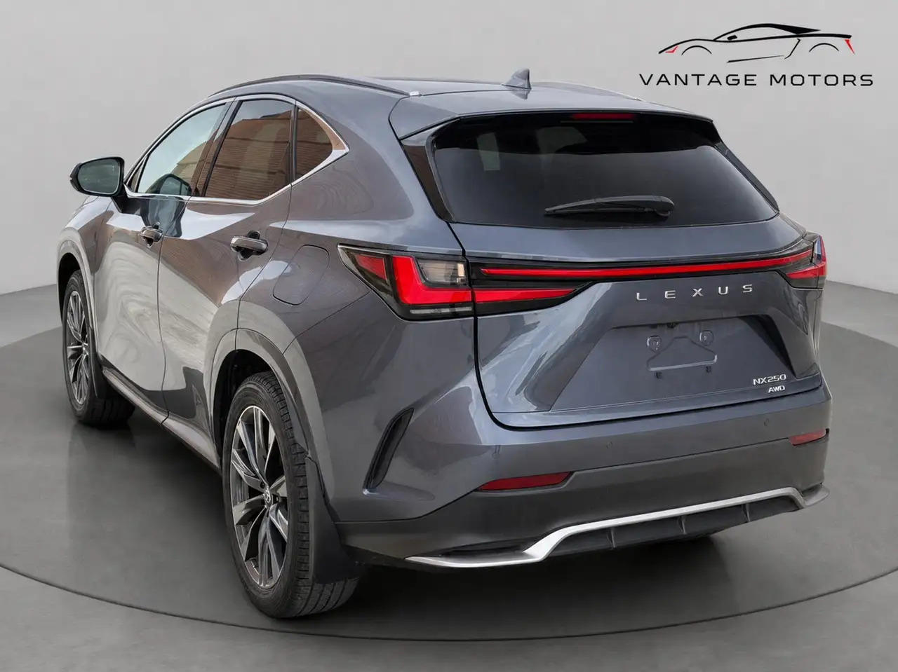 Lexus NX - Image 2