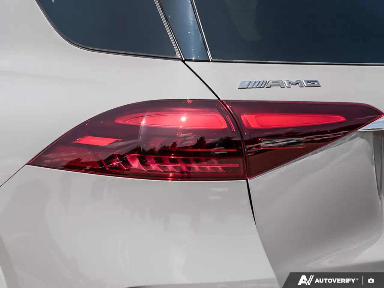 Mercedes-Benz GLE - Image 11
