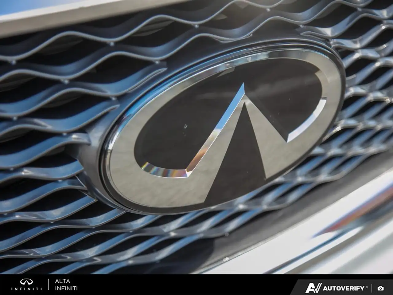 Infiniti QX50 - Image 10