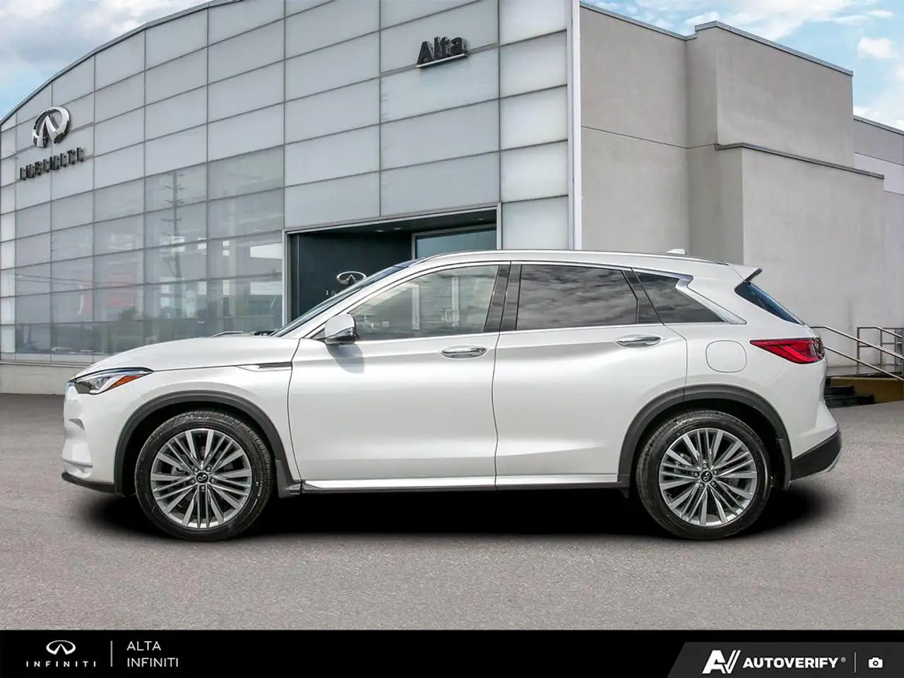 Infiniti QX50 - Image 4