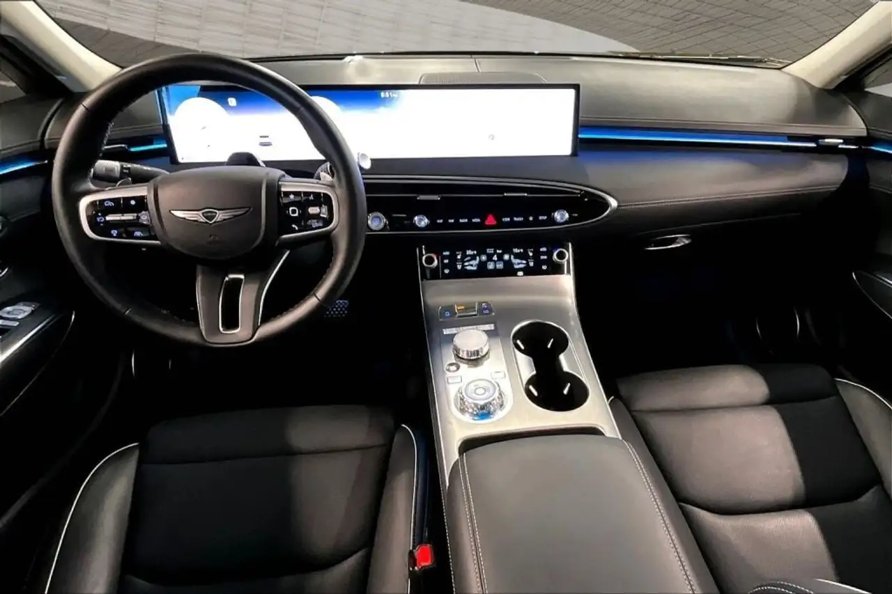 Genesis GV70 - Image 9