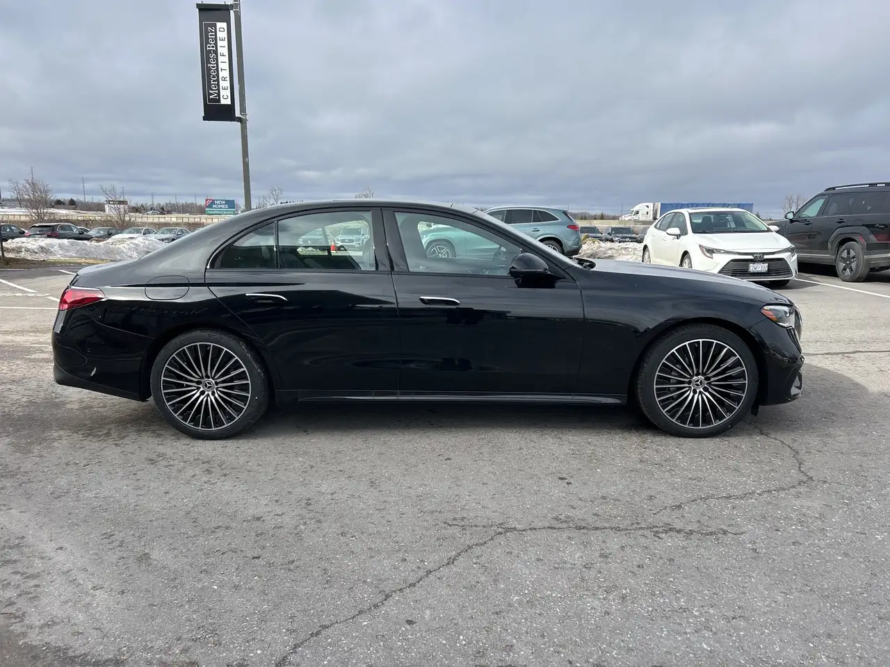 Mercedes-Benz E-Class - Image 6