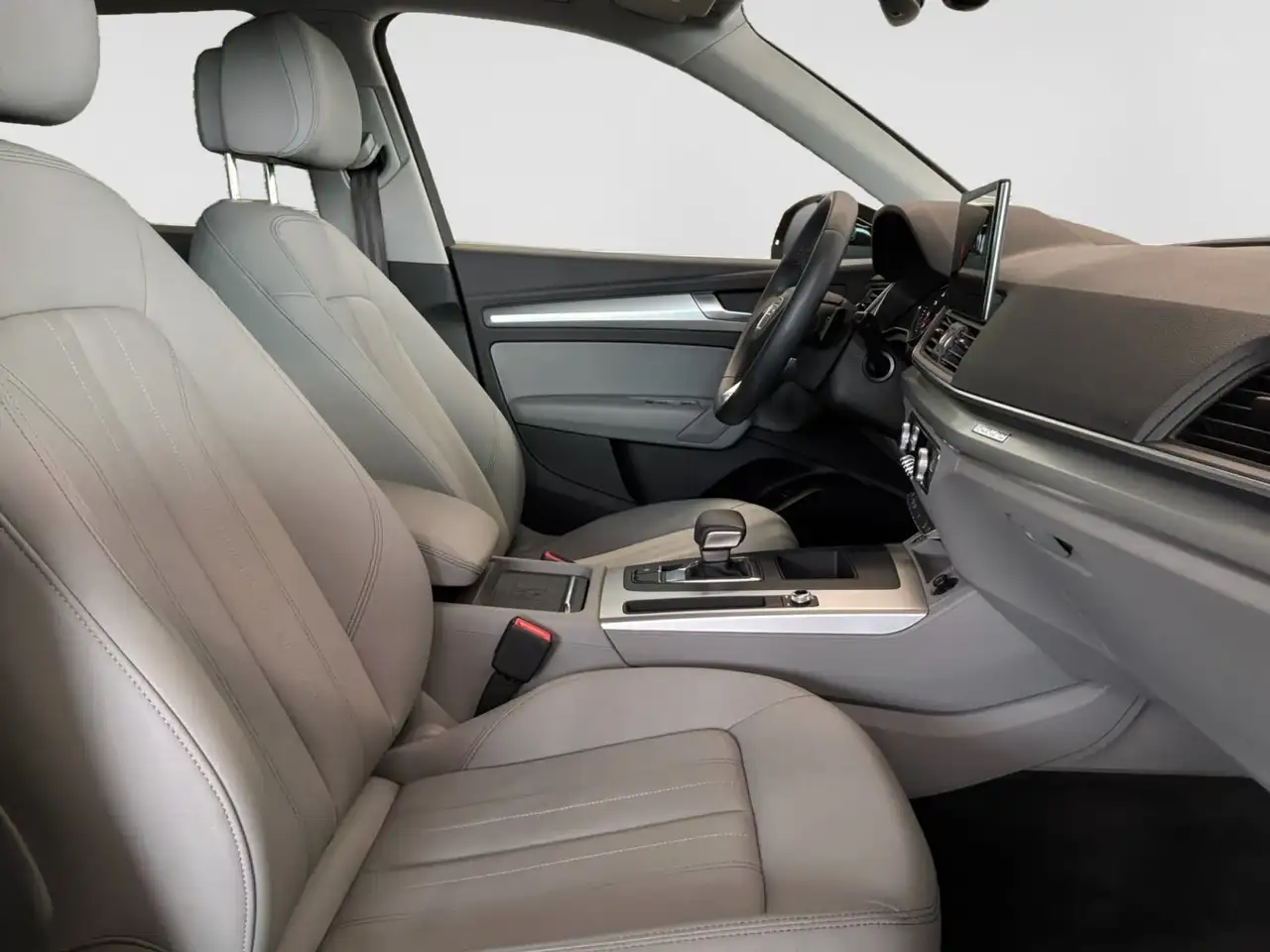 Audi Q5 - Image 18