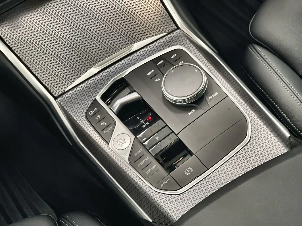 BMW 3 Series - Image 28