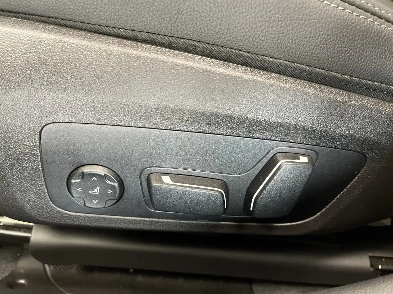 BMW 3 Series - Image 20