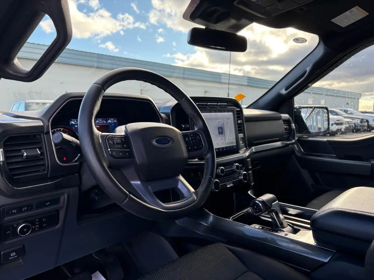 Ford F-150 - Image 12