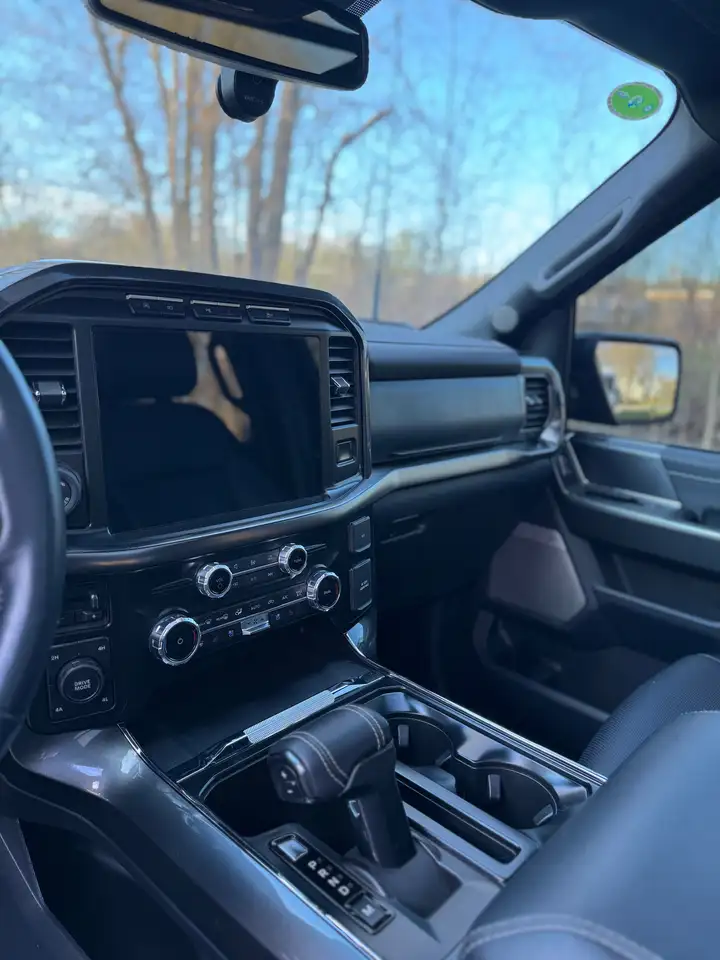 Ford F-150 - Image 9