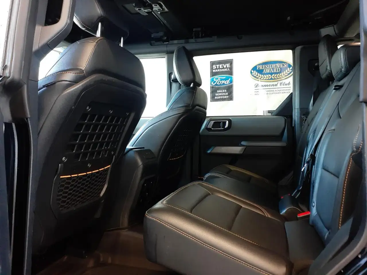 Ford Bronco - Image 21
