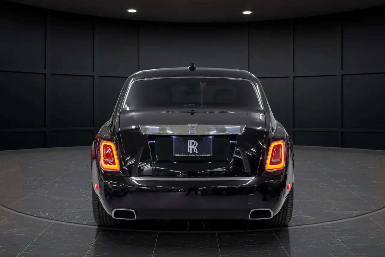 Rolls-Royce Phantom - Image 13