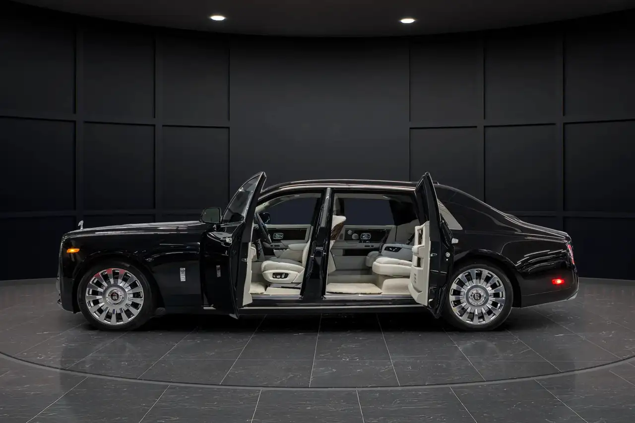 Rolls-Royce Phantom - Image 14