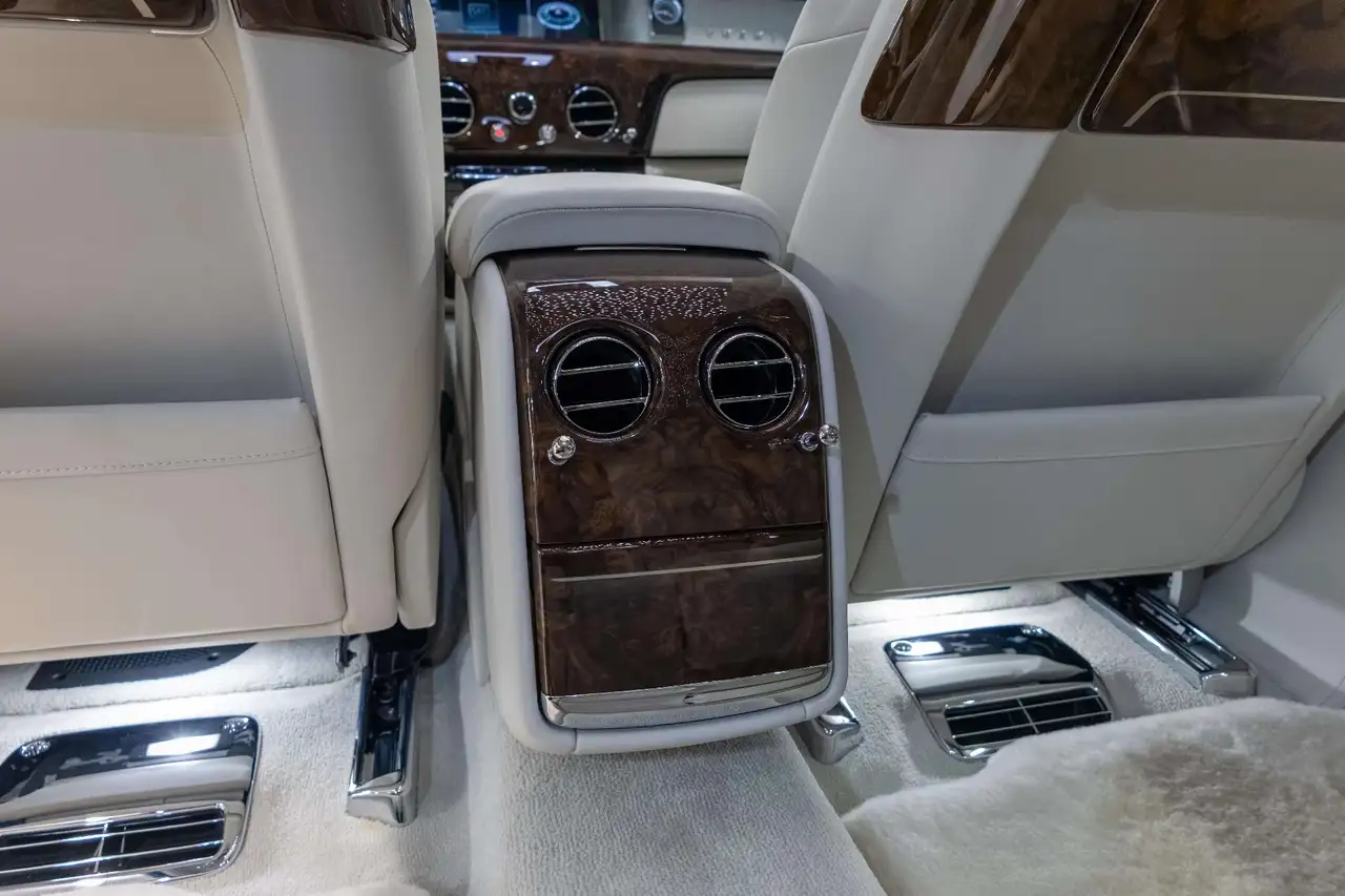 Rolls-Royce Phantom - Image 30