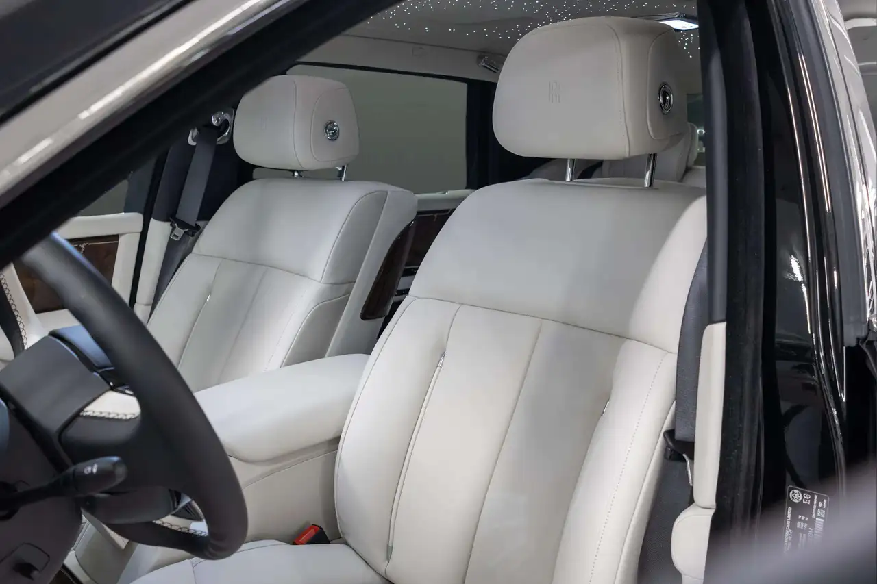 Rolls-Royce Phantom - Image 40
