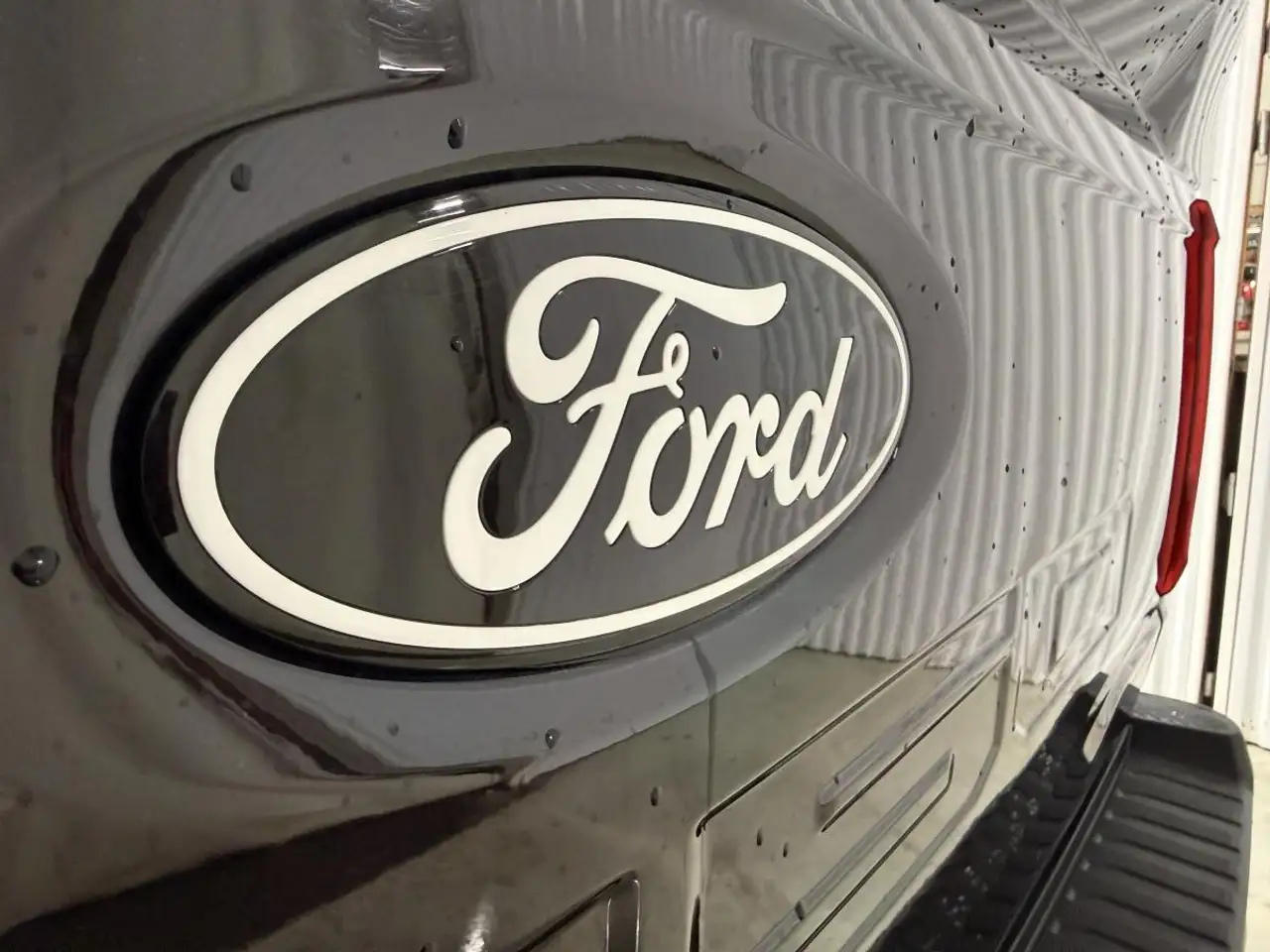 Ford F-150 - Image 13