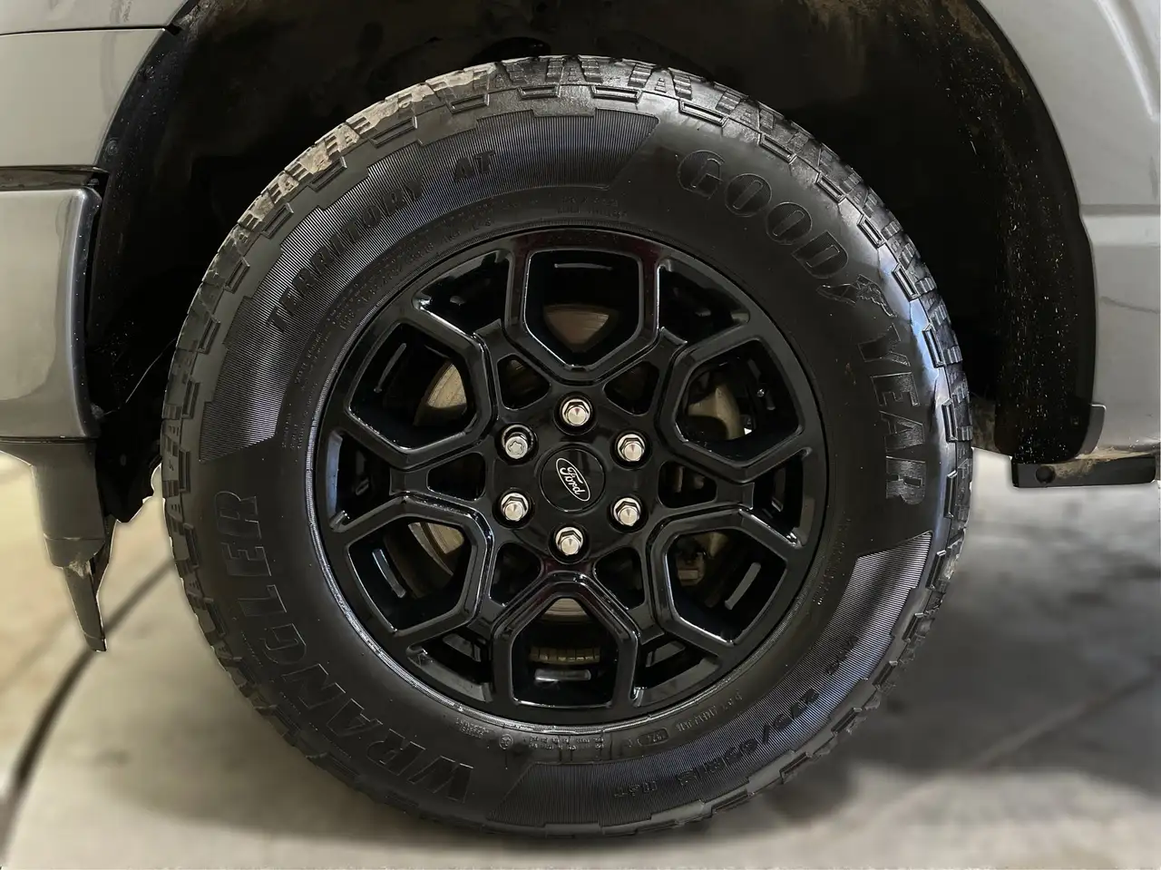 Ford F-150 - Image 6