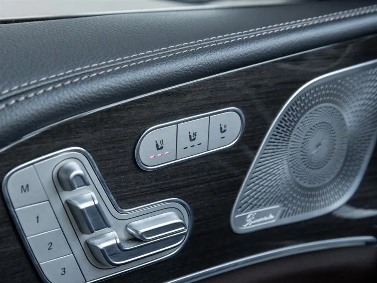 Mercedes-Benz GLE - Image 20