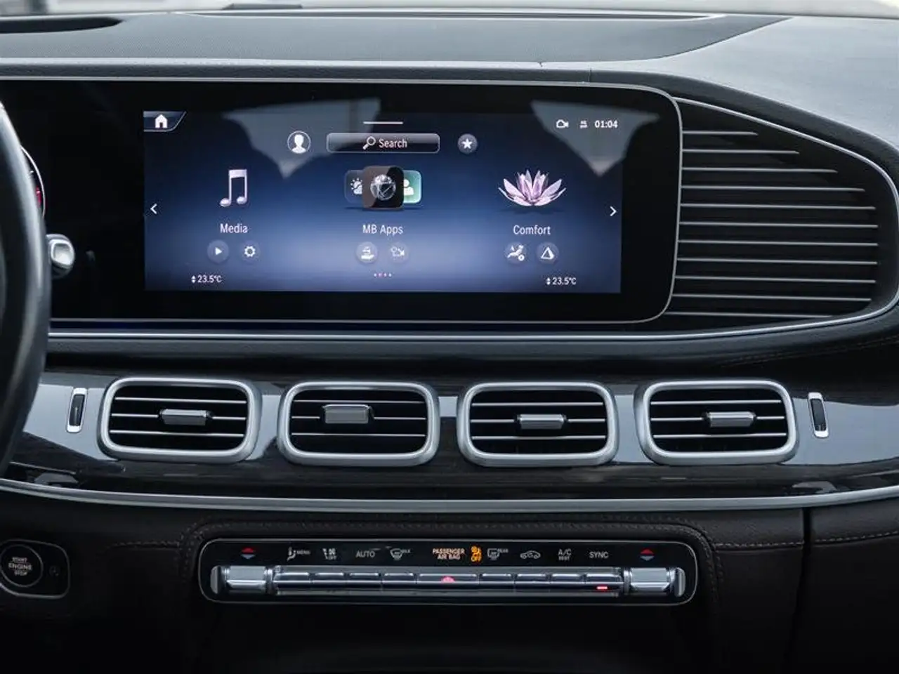 Mercedes-Benz GLE - Image 36