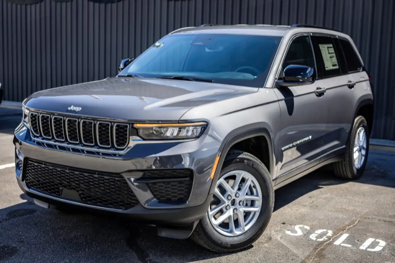 Jeep Grand Cherokee - Image 3