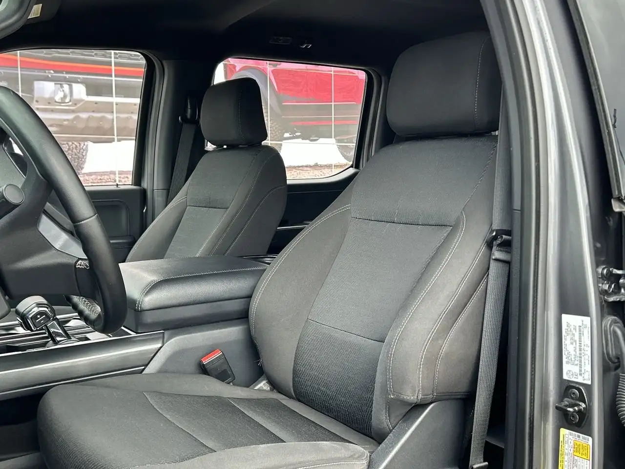 Ford F-150 - Image 19