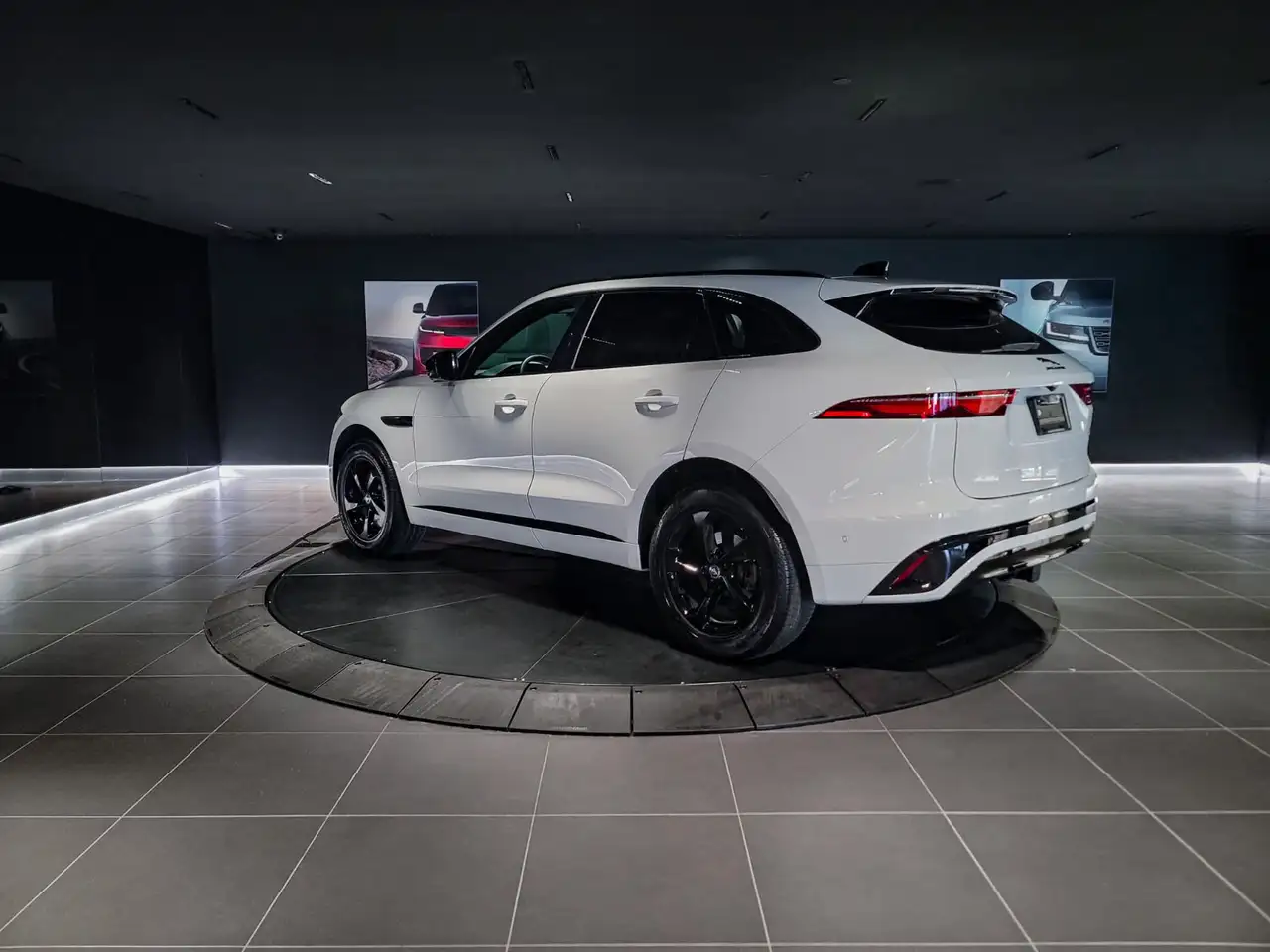 Jaguar F-Pace - Image 7