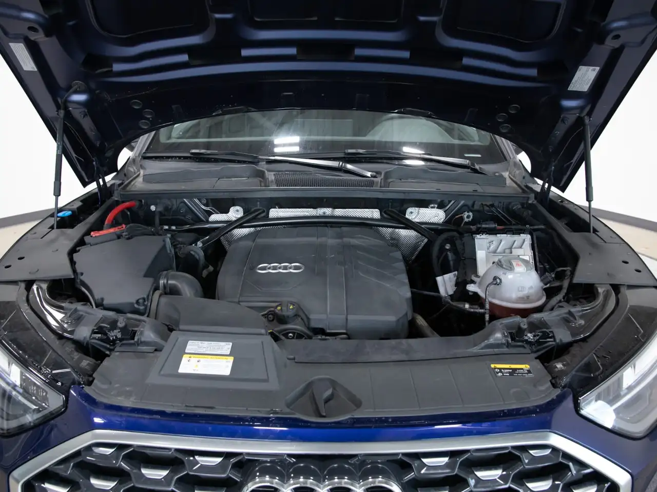 Audi Q5 - Image 43