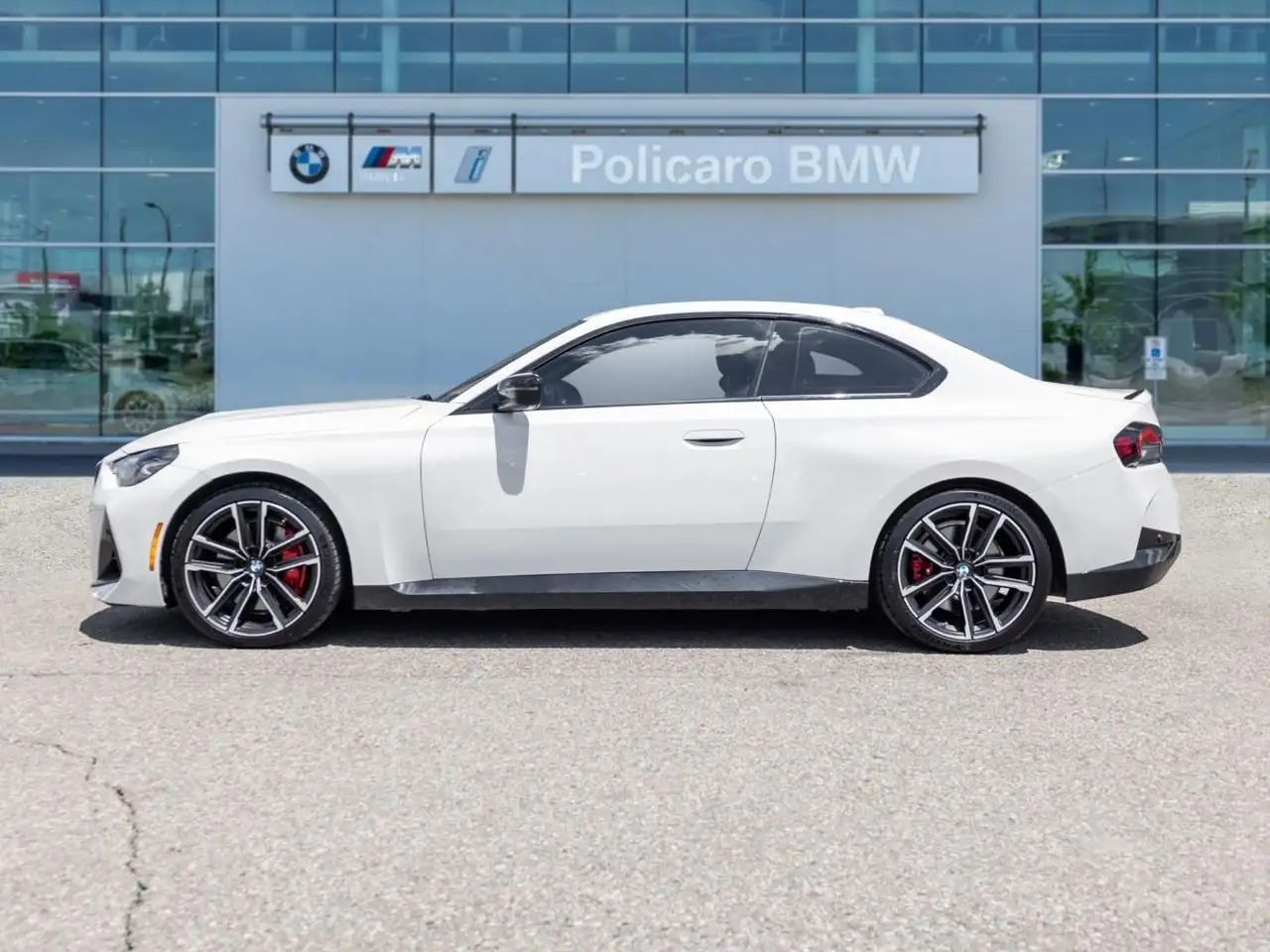 BMW 2 Series - Image 4