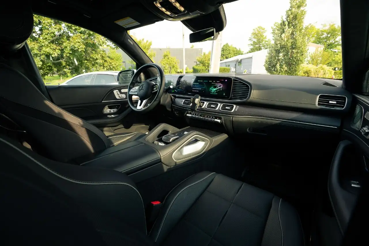 Mercedes-Benz GLS - Image 16