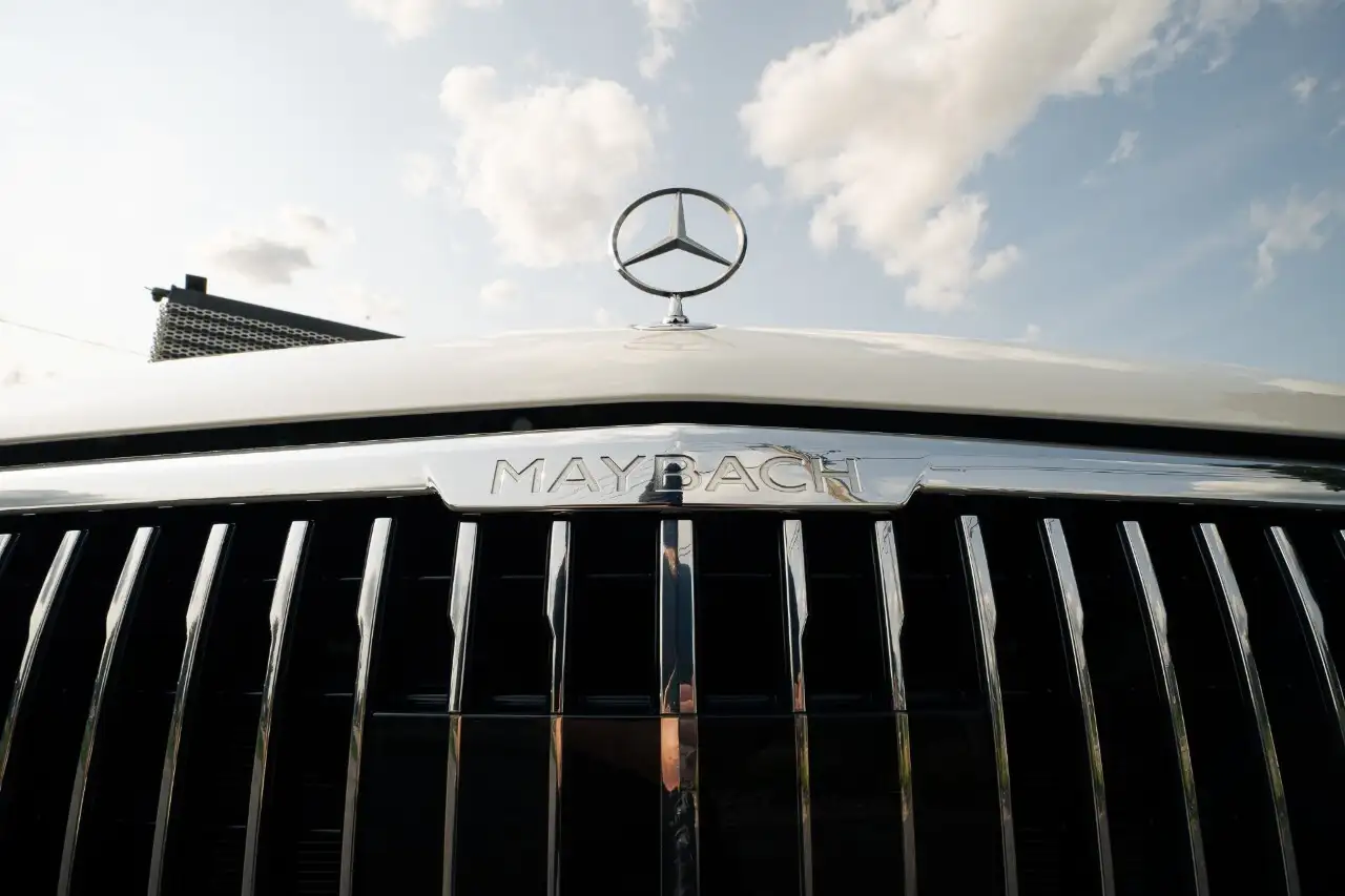 Mercedes-Benz GLS - Image 13