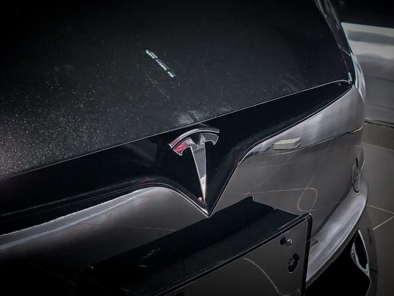 Tesla Model S - Image 10