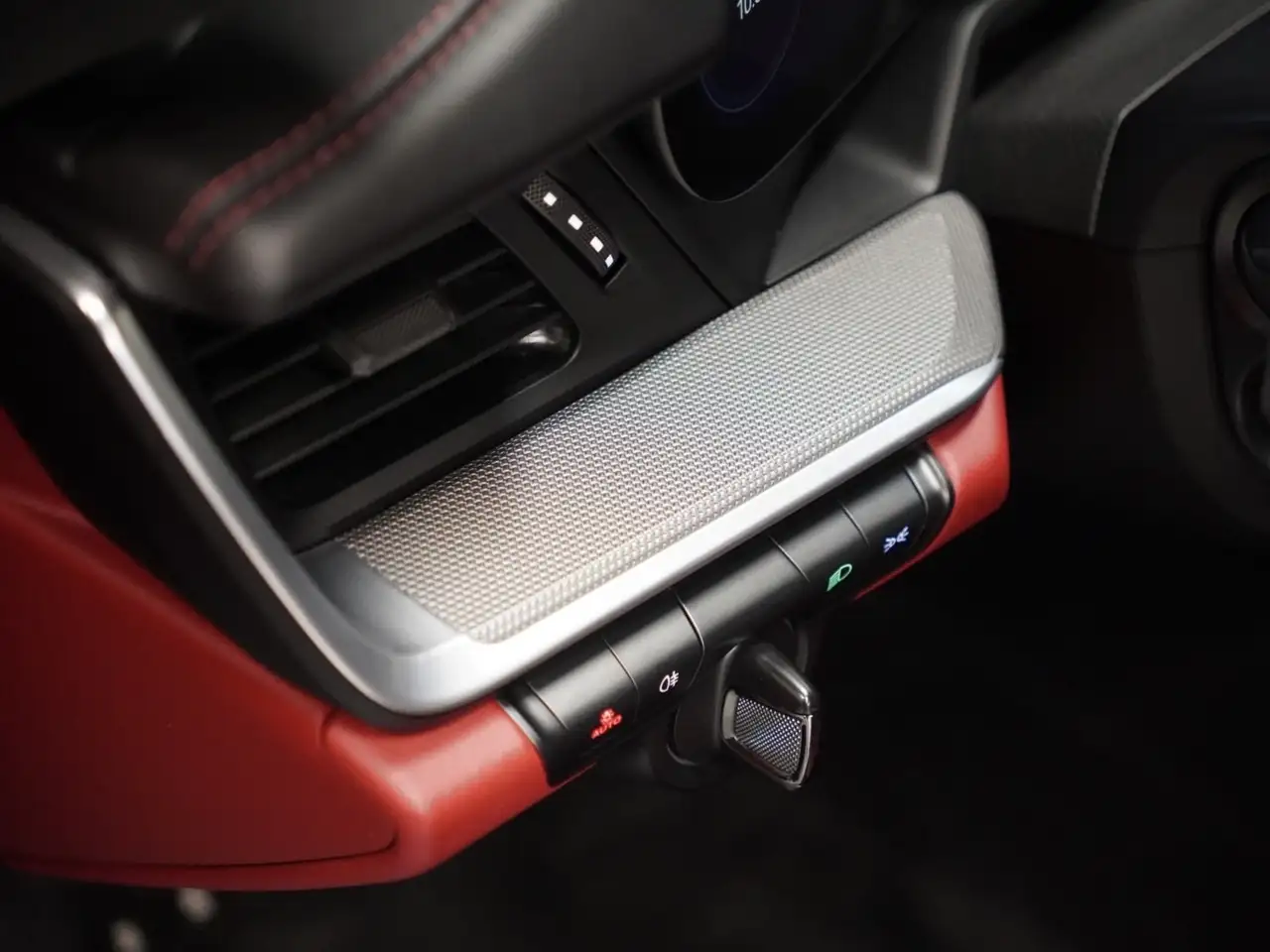 Porsche 911 - Image 15