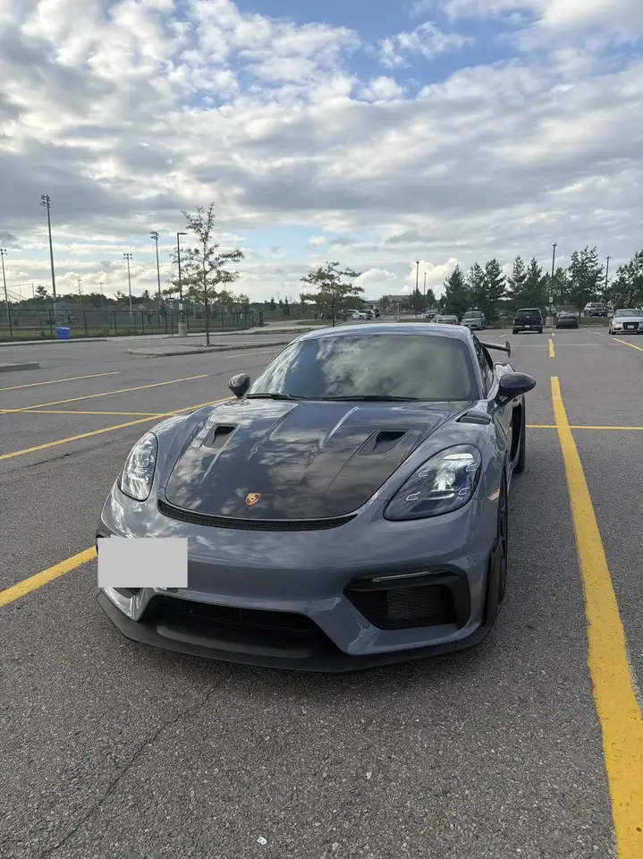 Porsche 718 Cayman