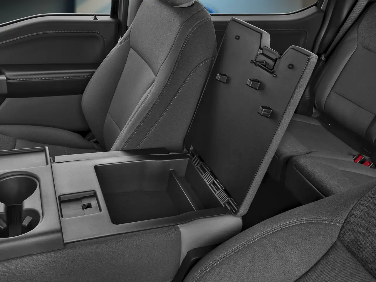 Ford F-150 - Image 10