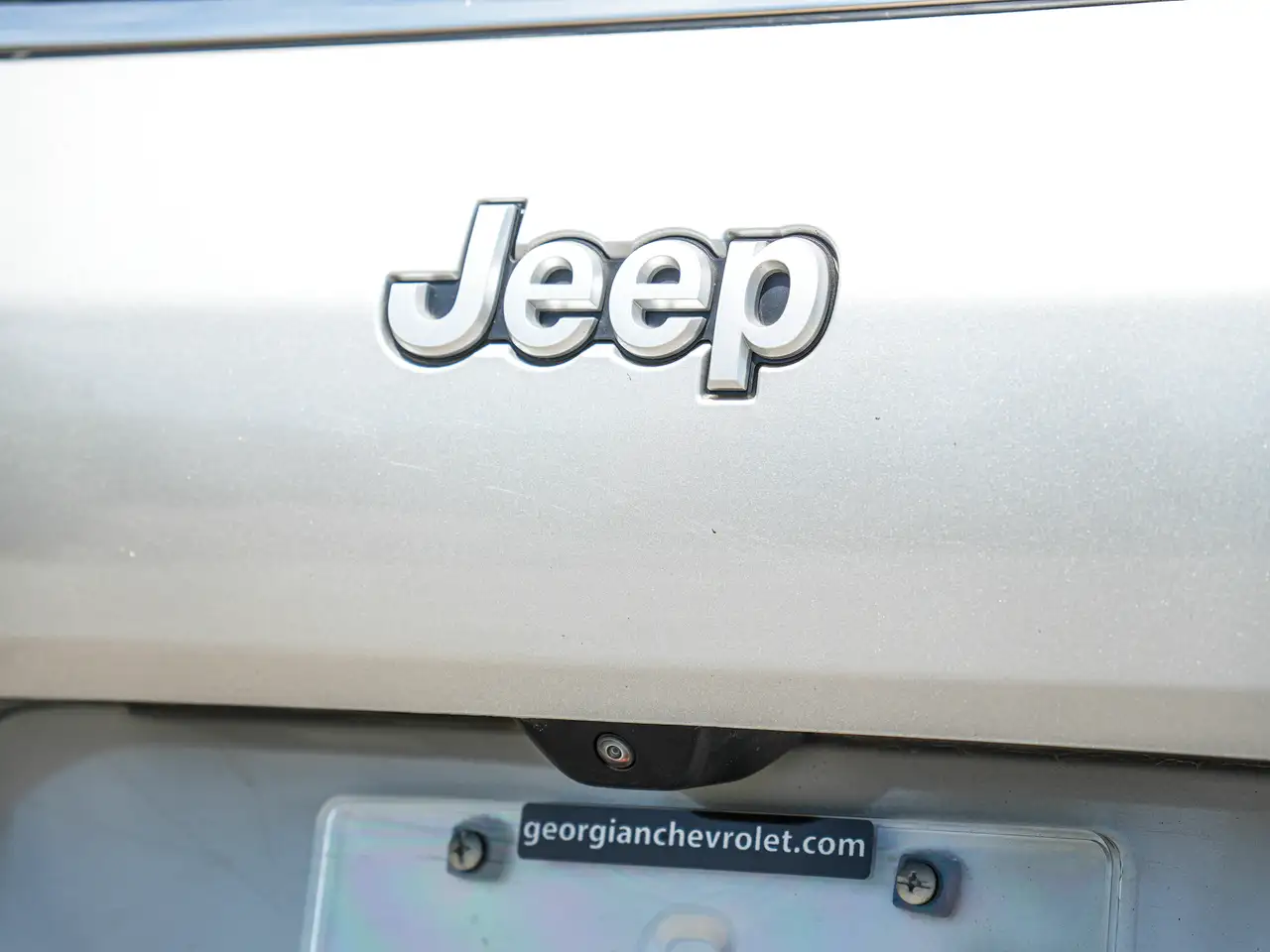Jeep Grand Cherokee - Image 18