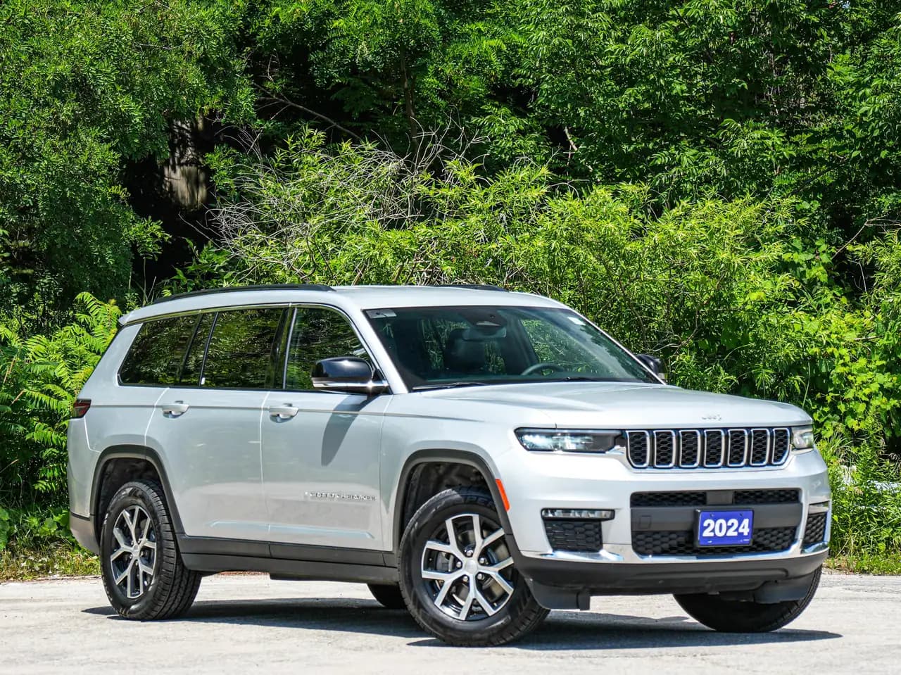 Jeep Grand Cherokee - Image 2