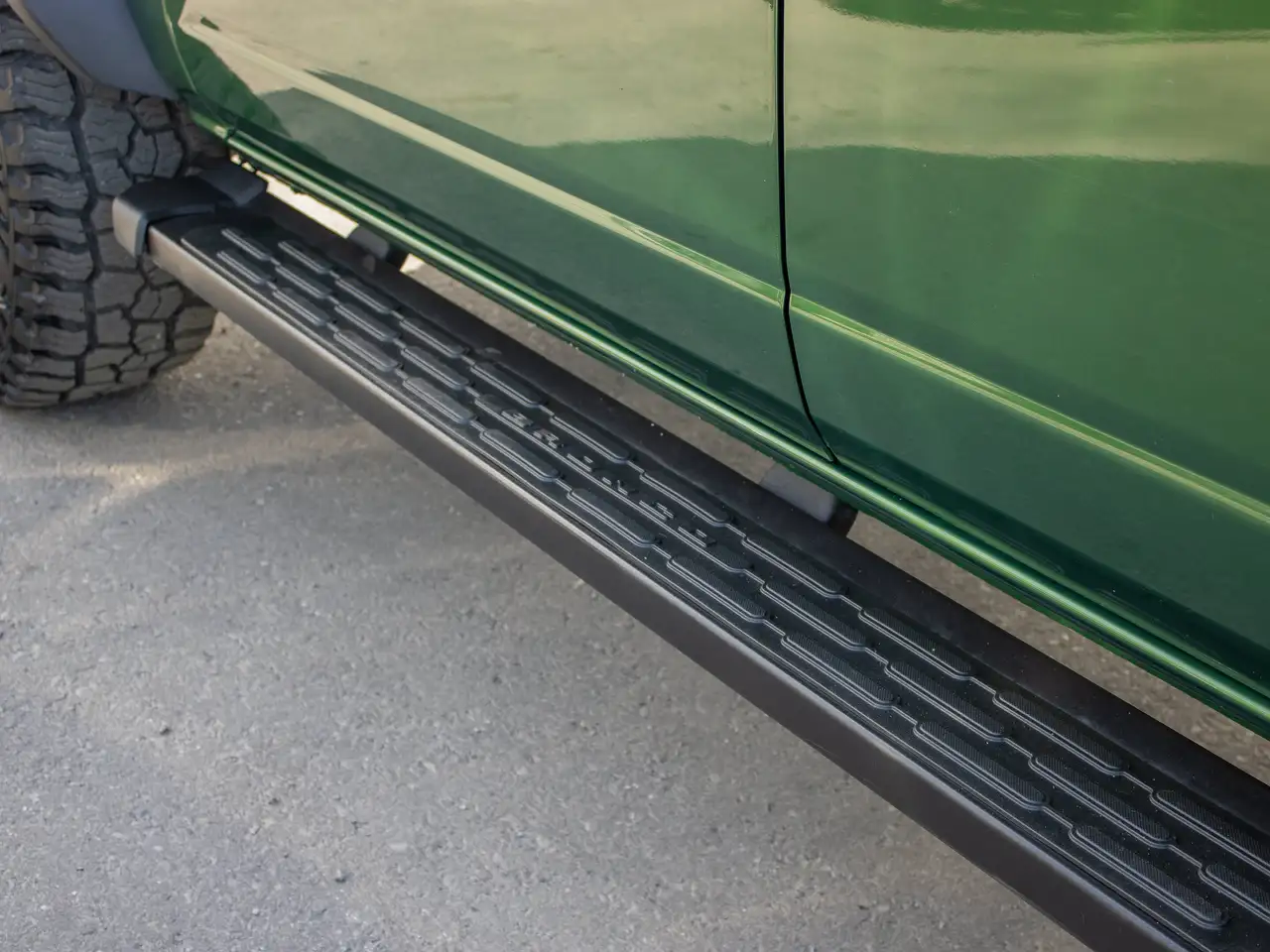 Ford Bronco - Image 16