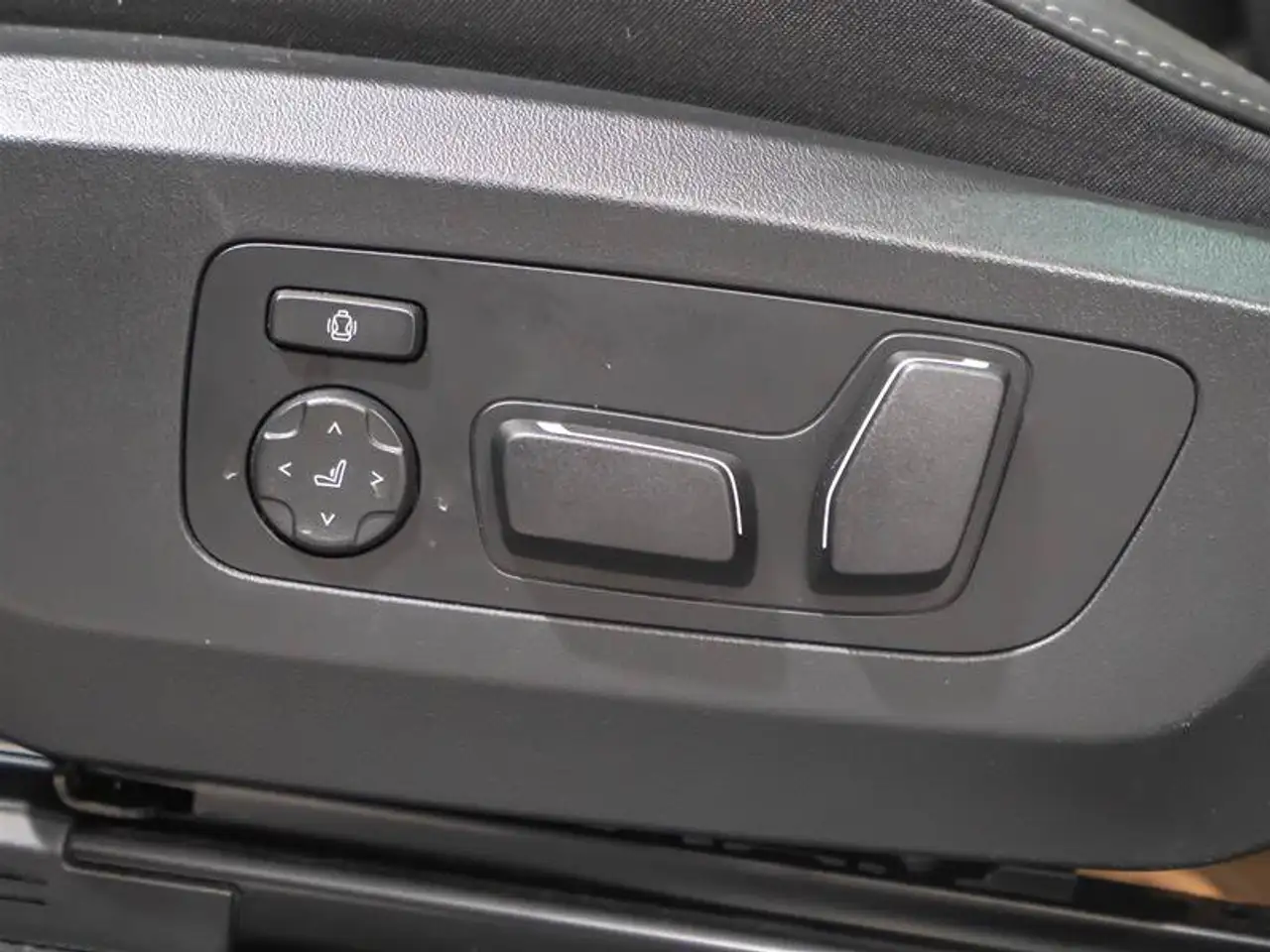 BMW X3 - Image 12