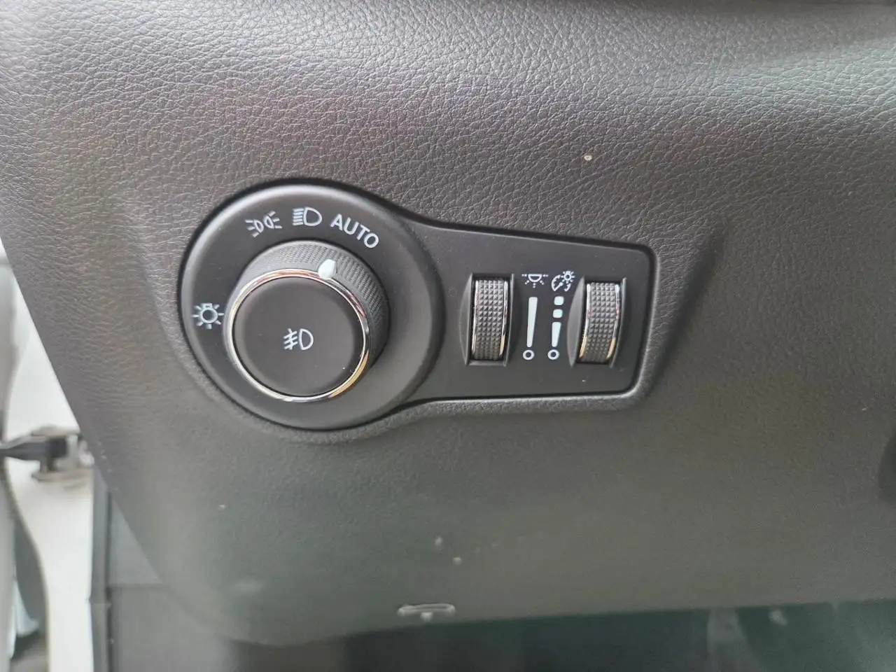 Jeep Compass - Image 15