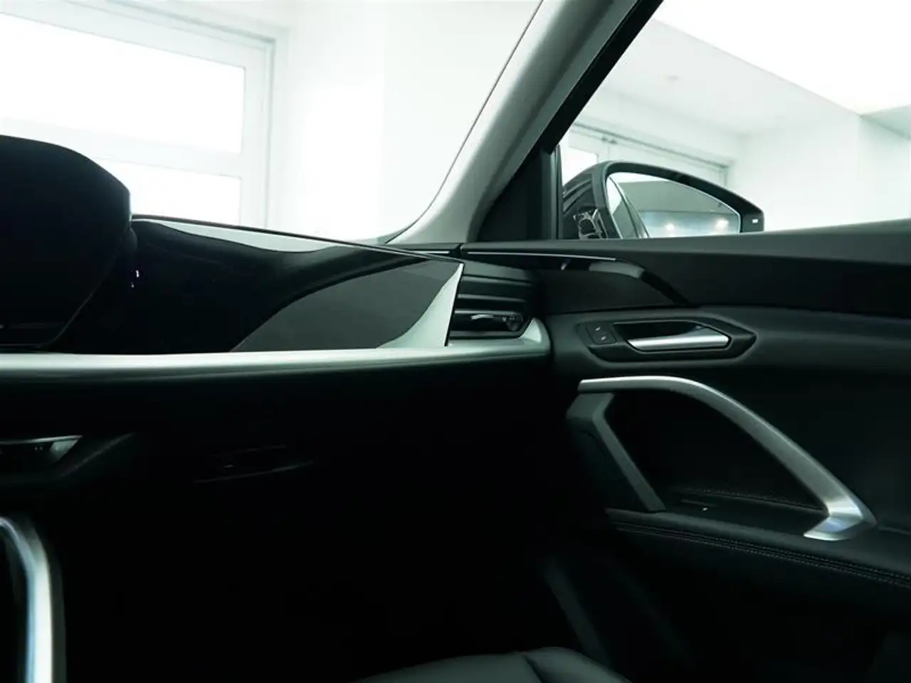 Audi Q5 - Image 40