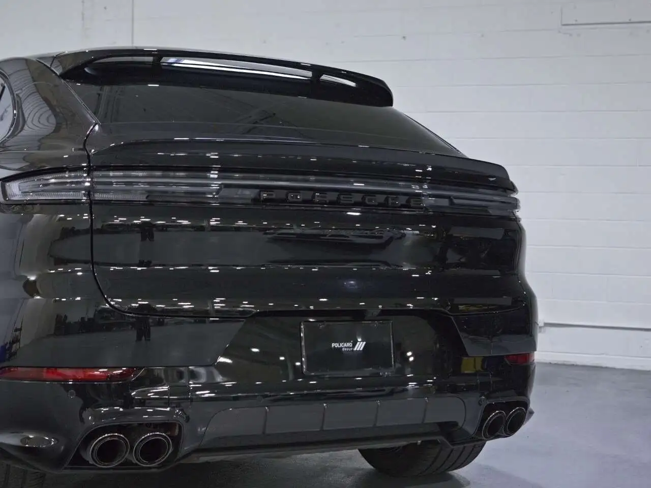 Porsche Cayenne - Image 9