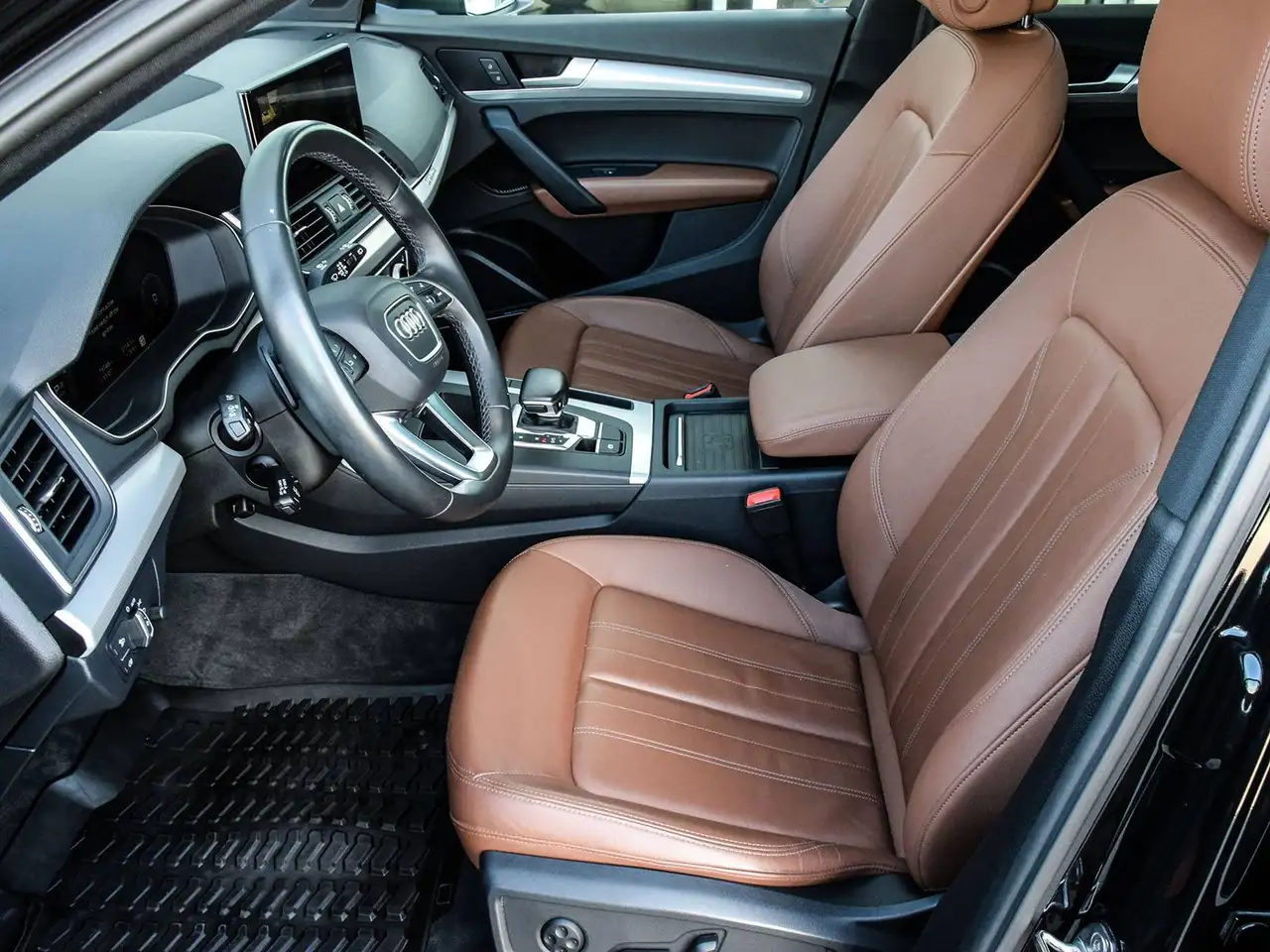 Audi Q5 - Image 10