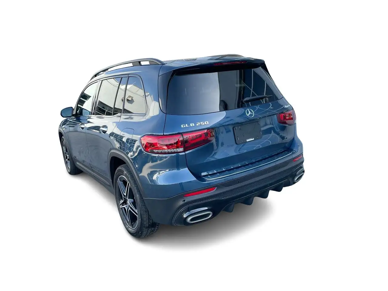 Mercedes-Benz GLB - Image 11