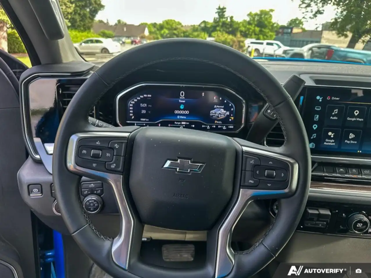 Chevrolet Silverado 1500 - Image 11