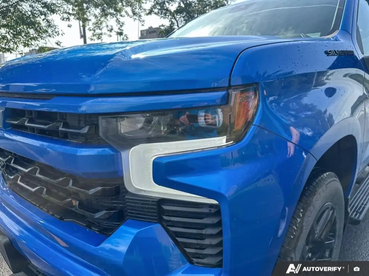 Chevrolet Silverado 1500 - Image 8
